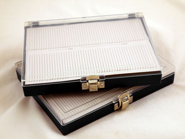Slide Box with Clear Plasic Lid and Black Bottom, 100 Capacity