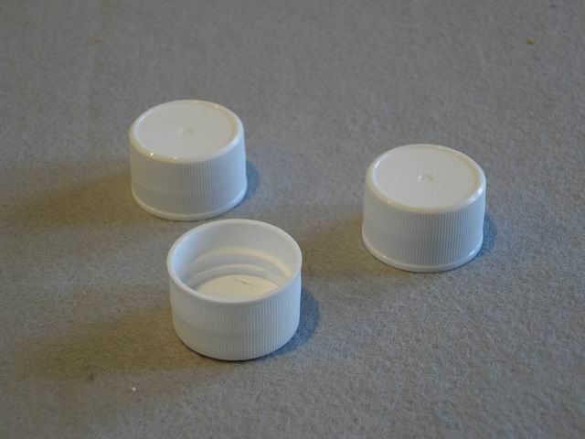 White polypropylene cap with foam 18/410