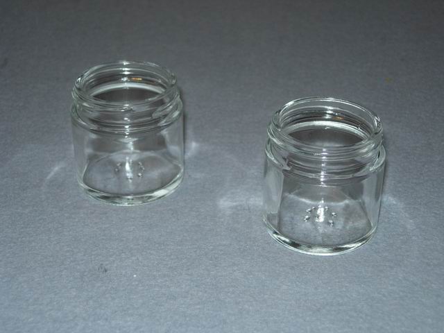 1 oz. flint glass prestige jars