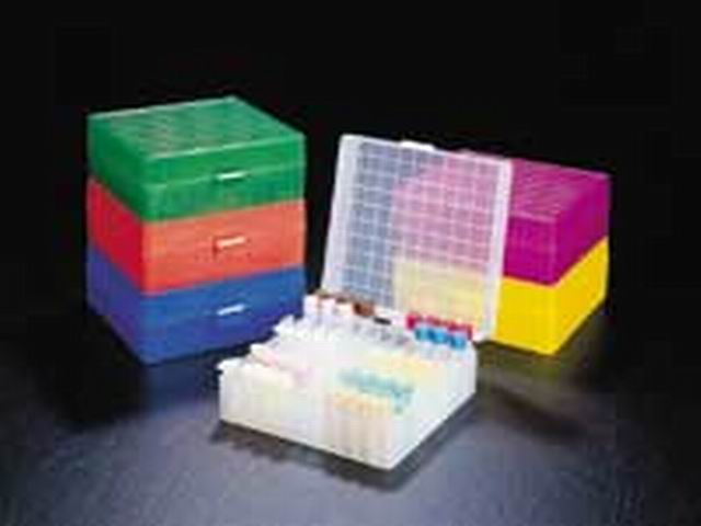 100-Well Hinged Storage Box, assorted colors