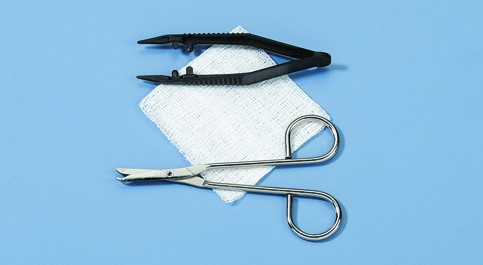 Suture Removal Kit With Plastic Forcep Sterile